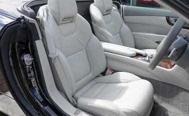 Mercedes-Benz SL Class SL500 AMG Sport 16