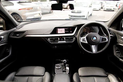 BMW 1 Series 118I M SPORT 3