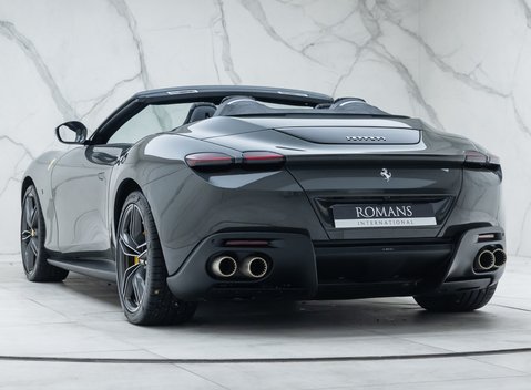 Ferrari Roma SPIDER 13