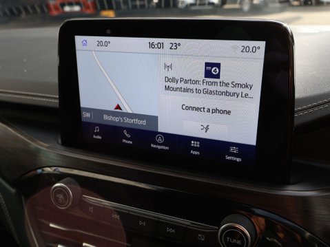 Ford Kuga 2.5h Duratec Vignale CVT Euro 6 (s/s) 5dr 31