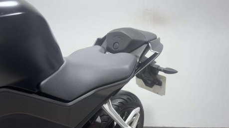 Yamaha R125 YZF 2023 ONLY 4K 1 OWNER NEW MOT SERVICED SPORTS BIKE 125CC 45