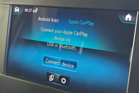 Mercedes-Benz Sprinter 319 Cdi Premium - with In-Built Bed + Diesel Heater 32