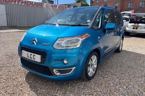 Citroen C3 Picasso EXCLUSIVE HDI.. ONLY £35 ROAD TAX.. STUNNING COLOUR.. VERY SPACIOUS 4
