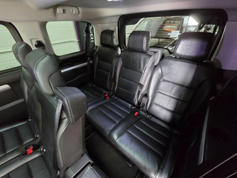 Peugeot Traveller 2.0 BlueHDi Allure Standard MPV EAT6 MWB Euro 6 (s/s) 5dr 47