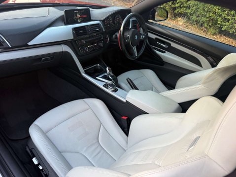 BMW M4 3.0 M4 Semi-Auto 2dr 30