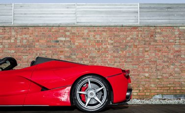 Ferrari LaFerrari Aperta 38