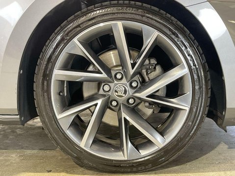 Skoda Superb 2.0 TDI SportLine Plus Estate 5dr Diesel DSG Euro 6 (s/s) (150 ps) Alloys - 32
