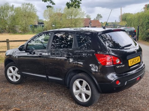 Nissan Qashqai TEKNA Just Serviced New MOT 8