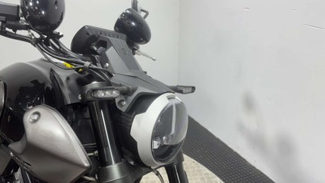 MBP C 2024 ONLY 3K 1 OWNER CRUISER BIKE 1000CC TOURER BIKE 21