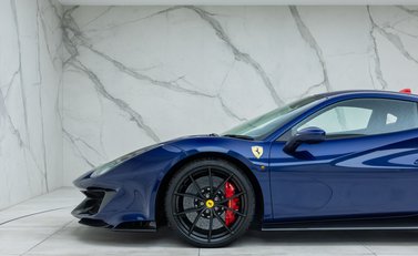 Ferrari 488 Pista 54