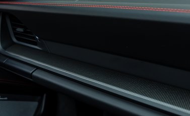 Porsche 911 Targa 4 GTS (992) 27