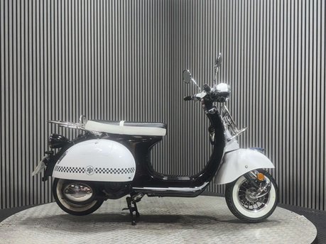 Ajs MODENA 2021 ONLY 846 MILES 1 OWNER LEARNER SCOOTER AUTO 125CC