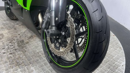 Kawasaki Ninja ZX6R 2009 ONLY 4K MEGA CLEAN 600CC SPORTS BIKE NEW MOT 20