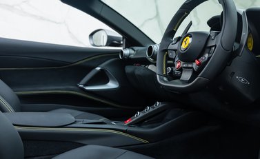 Ferrari 812 GTS 17