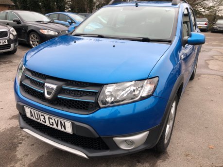Dacia Sandero Stepway LAUREATE 0.9 TCE petrol manual, ULEZ compliant £165 road tax, 64,000m 13
