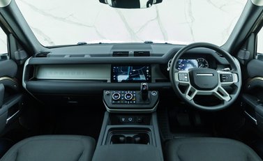 Land Rover Defender 110 D200 30