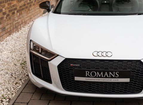 Audi R8 V10 Plus Spyder 23