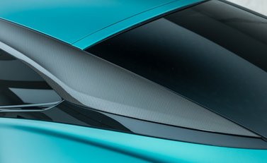 Aston Martin DB12 Coupe 37