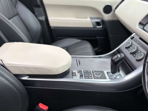 Land Rover Range Rover Sport 3.0 Range Rover Sport HSE SDV6 Auto 4WD 5dr 18