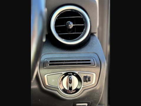 Mercedes-Benz C Class 2.1 C220d SE Euro 6 (s/s) 4dr 15