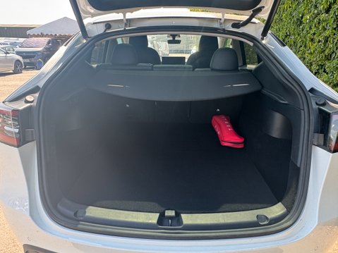 Tesla Model Y (Dual Motor) Long Range SUV 5dr Electric Auto 4WDE (384 bhp) 10