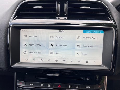 Jaguar XE 2.0i Portfolio Auto AWD Euro 6 (s/s) 4dr 17