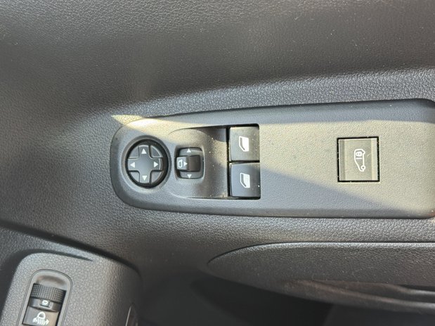 Citroen Berlingo AUTO LWB L2H1 Driver 950 Air Con Alloys Camera Nav Sensors SELECT 23