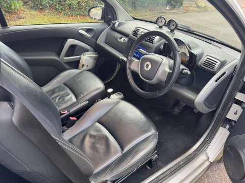 Smart Fortwo Coupe 0.8 fortwo Passion CDi 54 Auto 3dr 15
