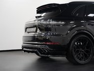 Porsche Cayenne 4.0T V8 GPF Turbo SUV 5dr Petrol TiptronicS 4WD Euro 6 (s/s) (550 ps) 30