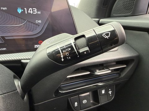 Kia EV6 77.4kWh GT-Line Hatchback 5dr Electric Auto AWD (320 bhp) 37