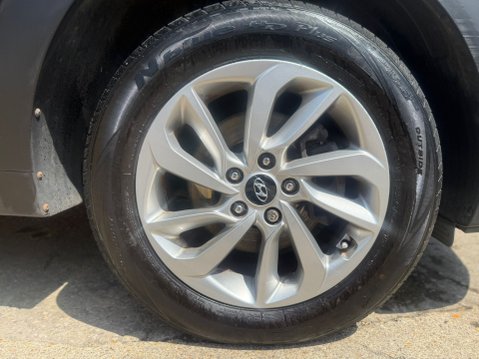 Hyundai TUCSON 1.6 GDi Blue Drive SE Nav SUV 5dr Petrol Manual Euro 6 20