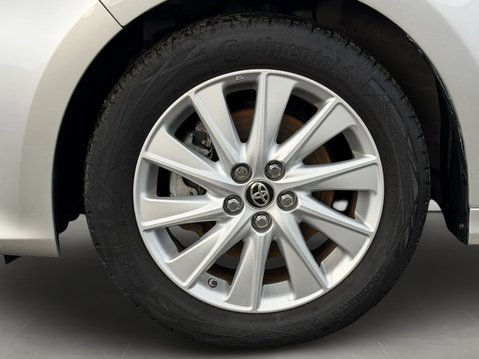 Toyota Yaris 1.5 Hybrid Icon 5dr CVT 13