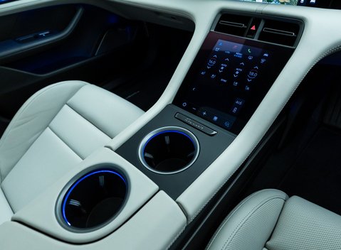 Porsche Taycan GTS Sport Turismo 24