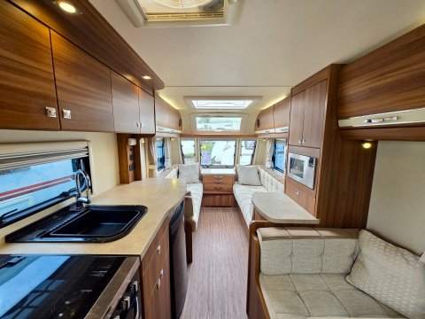 Elddis Affinity  530 Sussex Premier Edition Mayfield 10