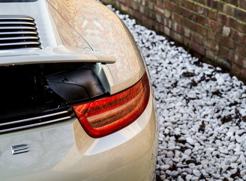 Porsche 911 50th Anniversary Edition 11