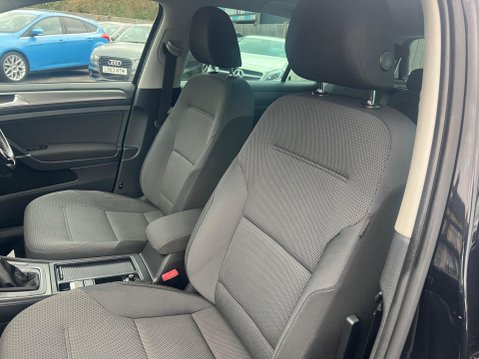 Volkswagen Golf 1.4 TSI BlueMotion Tech SE DSG Euro 5 (s/s) 5dr 23
