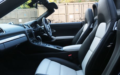 Porsche 718 Boxster PDK - Sports Exhaust, PDLS, Rev Camera and More 13