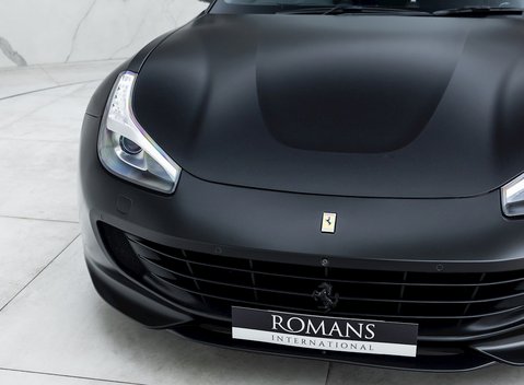 Ferrari GTC4 Lusso V12 23