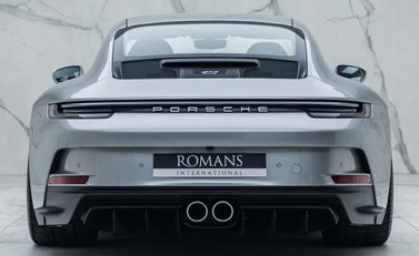 Porsche 911 GT3 Touring (992) 5