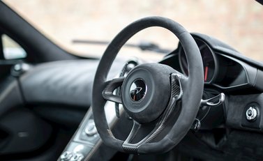 McLaren 675LT 13