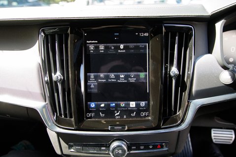 Volvo S90 RECHARGE T8 R-DESIGN AWD 23