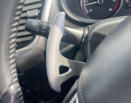 Mitsubishi L200 2.4 L200 Barbarian DI-D Auto 4WD 41