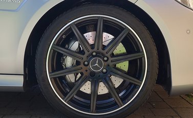 Mercedes-Benz E Class AMG 12