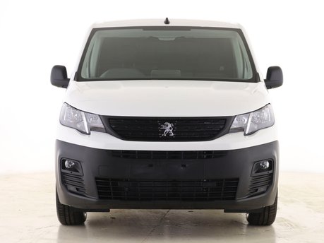 Peugeot Partner Standard 1000 1.5 BlueHDi 100 Professional Premium Van 2