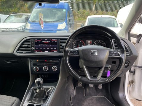 SEAT Leon 1.2 TSI SE Dynamic Technology Euro 6 (s/s) 5dr 35