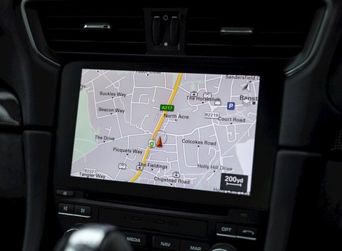 Porsche 911 (991.2) GT3 18