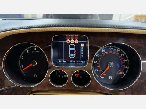Bentley Continental FLYING SPUR A 12