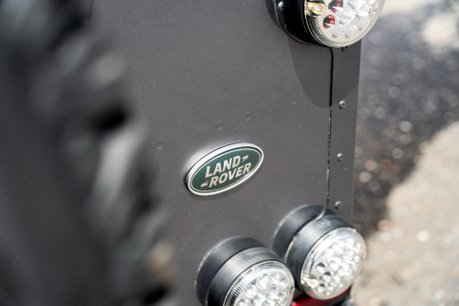 Land Rover Defender 90 NOW SOLD. SIMILAR REQUIRED. PLEASE CALL 01903 254800. 23