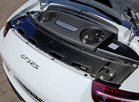 Porsche 911 (991) GT3 RS 3