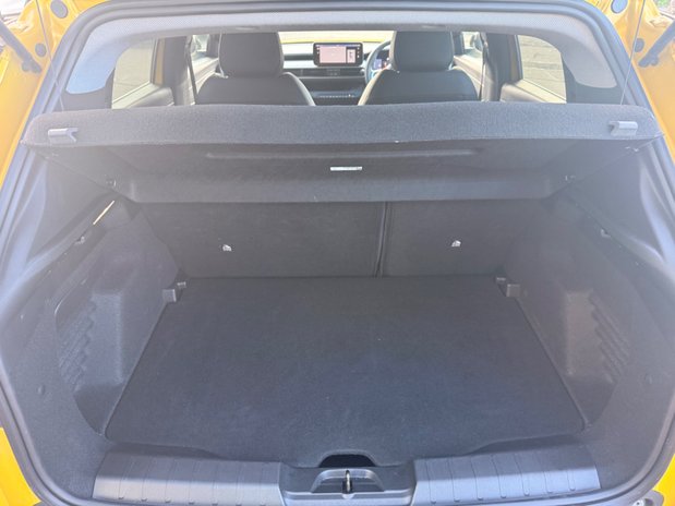 Jeep Avenger SUMMIT 11